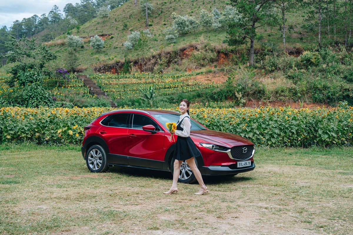 cx 30 7rv05120 THÁNG 3, CÙNG MAZDA KẾT NỐI HÀNH TRÌNH VỚI NHIỀU QUÀ TẶNG HẤP DẪN