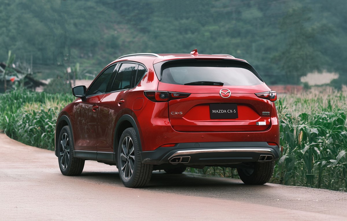 hinh 1 mazda cx 5 gia ban uu dai dac biet tu 699 trieu THÁNG 7 – MAZDA ƯU ĐÃI ĐẶC BIỆT LÊN ĐẾN 50 TRIỆU ĐỒNG
